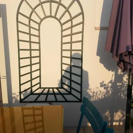 B And B Les Terrasses Du Pantheon Bed & Breakfast *
